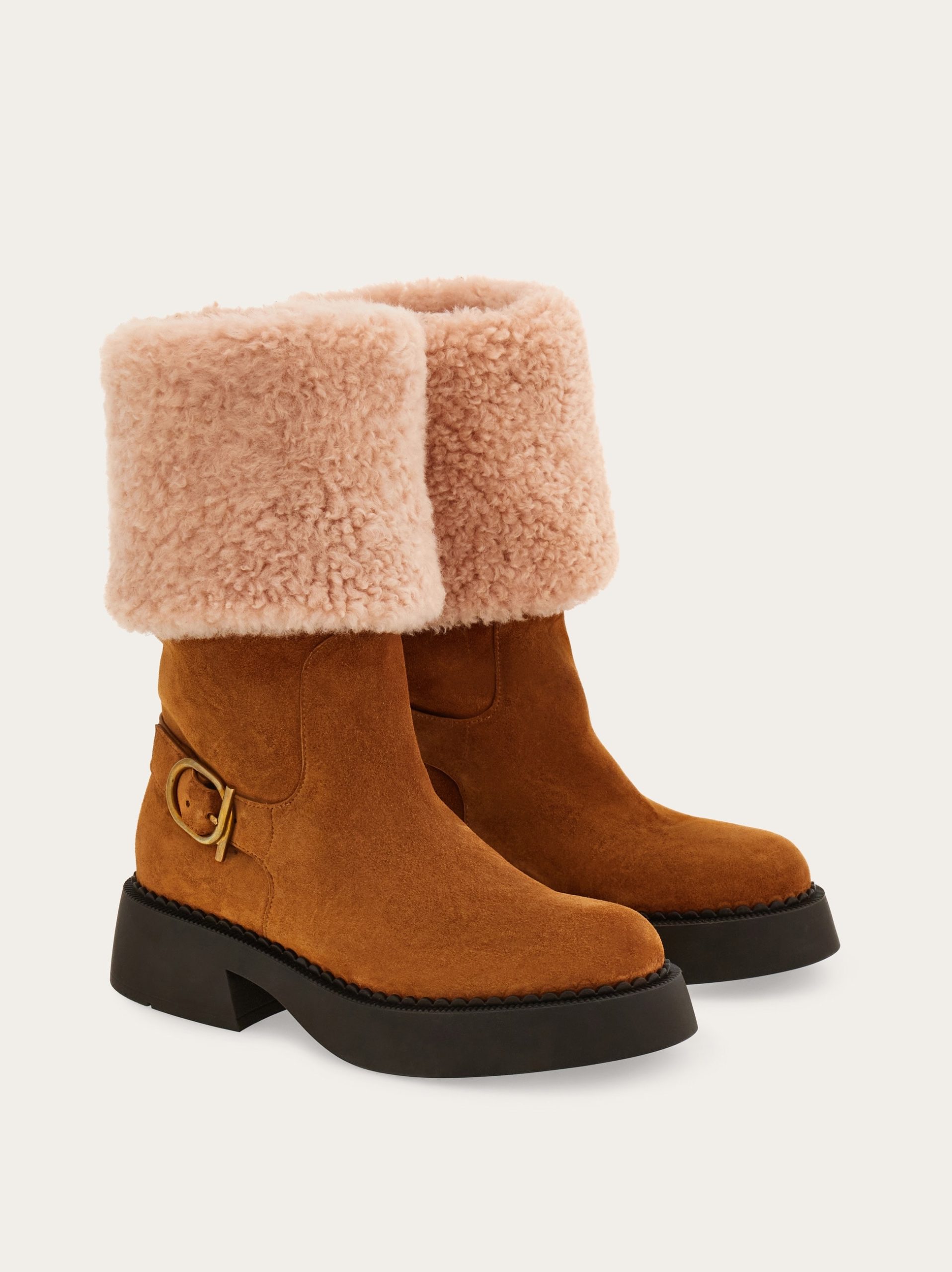 Ferragamo Ankle boot with chunky shearling detail - Image 5